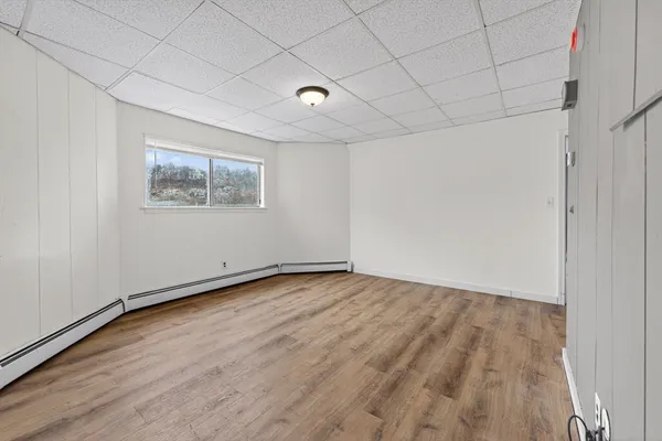 $3,000 | 42 Almont Street, Unit 3R, Medford, MA 02155