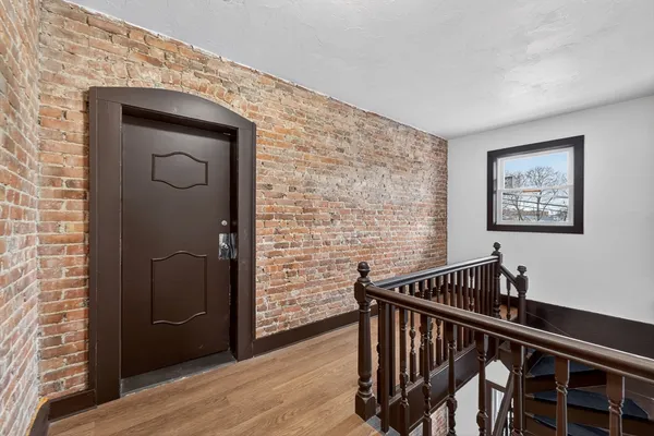 $3,000 | 42 Almont Street, Unit 3R, Medford, MA 02155