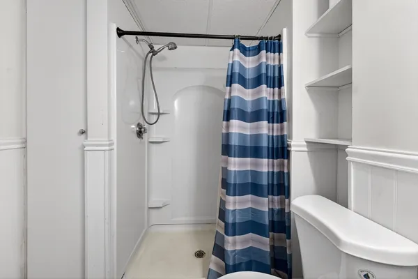 $3,000 | 42 Almont Street, Unit 3R, Medford, MA 02155