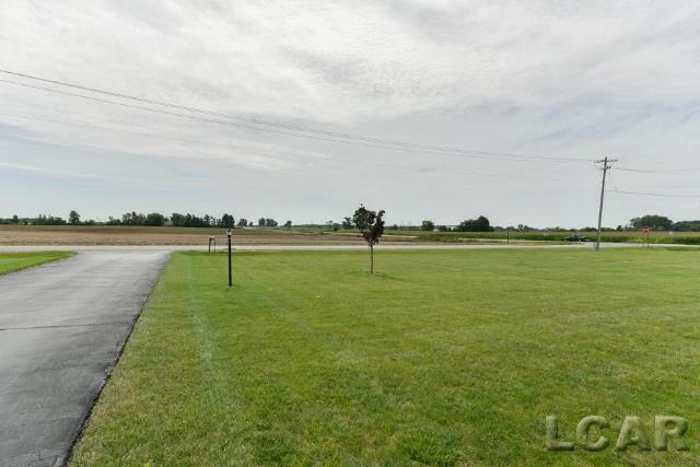 1048 West Russell Road Tecumseh, MI 49286 - Photo 6 of 37 31303917-5.JPG