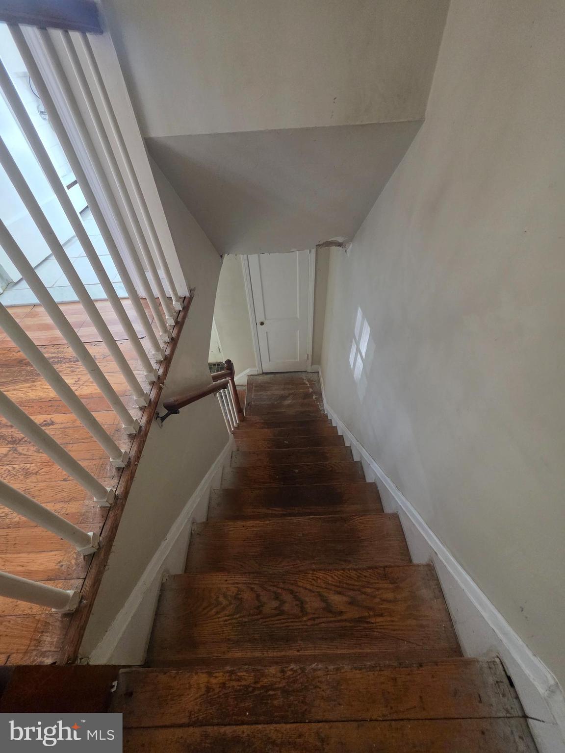 5933 Leith Walk Baltimore, MD 21239 - Photo 22 of 28 a view of entryway