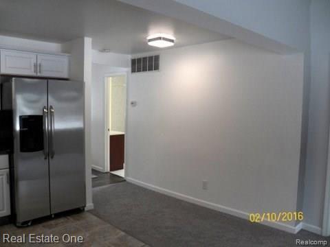 13578 Lenmoore Road Belleville, MI 48111 - Photo 12 of 53 100_3906.JPG