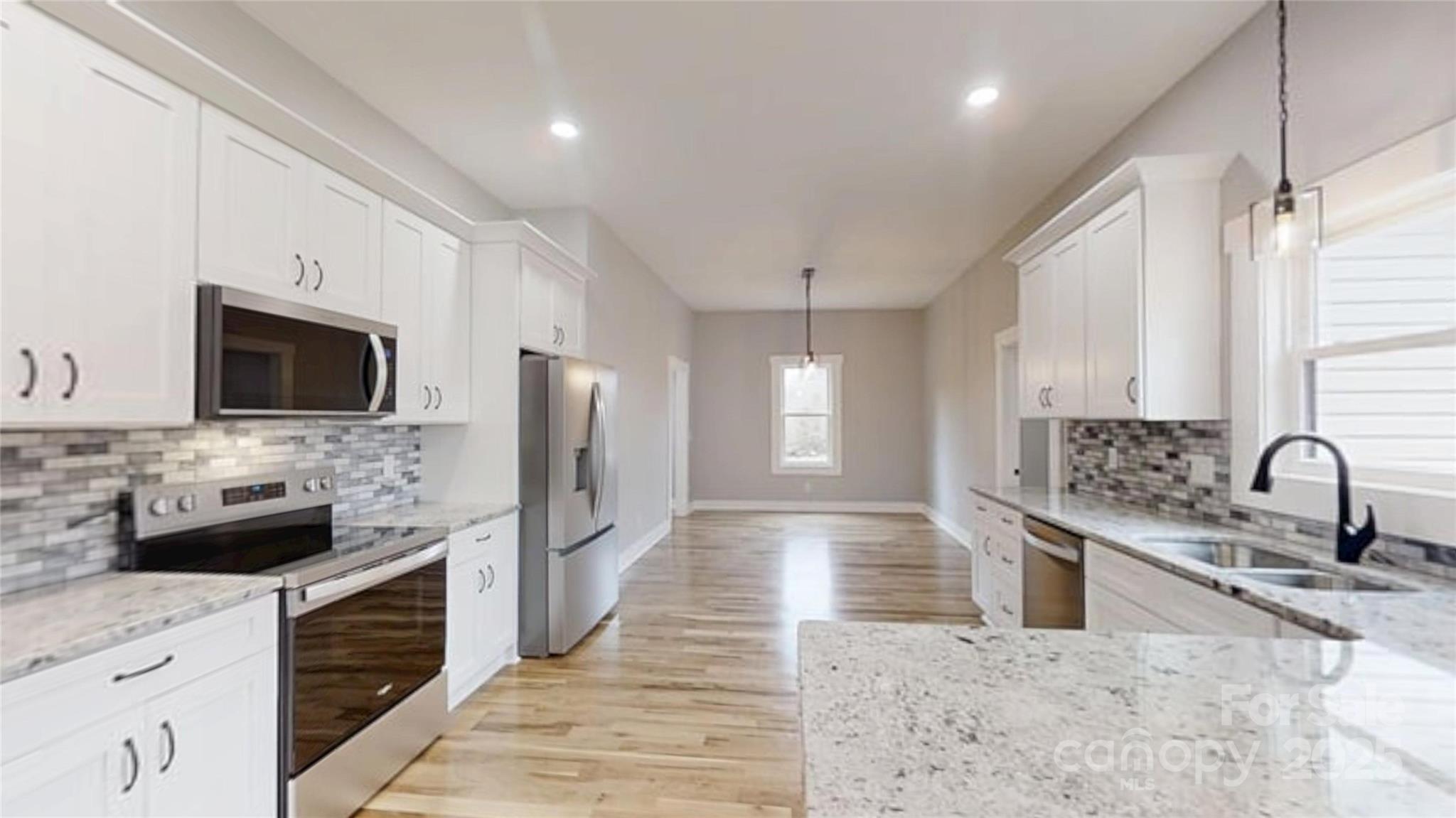 484 Hilltop Road Lincolnton, NC 28092 - Photo 5 of 35