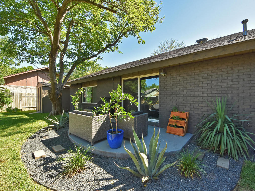 5320 Presidio Road Austin, TX 78745 - Photo 32 of 37