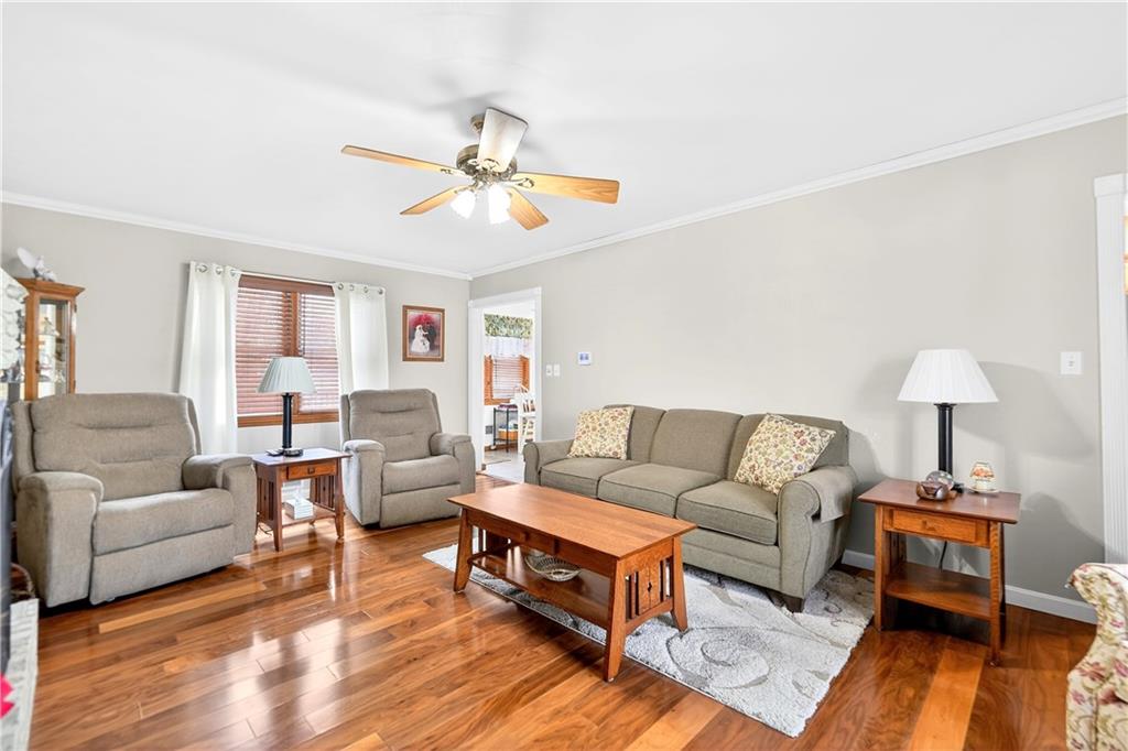 112 Circle Drive Irwin, PA 15642 - Photo 16 of 46