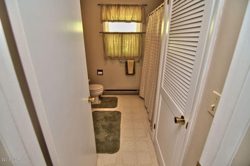 23 Wassel Road Lakewood, PA 18439 - Photo 28 of 37