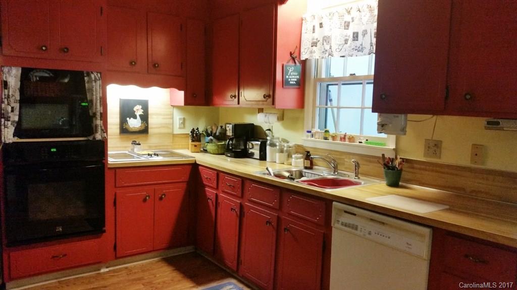 1017 Seneca Road Mount Pleasant, NC 28124 - Photo 5 of 22 Gallery Image 5
