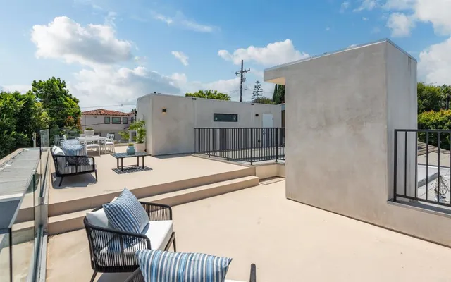 $41,000 | 1024 Centinela Avenue, Santa Monica, CA 90403