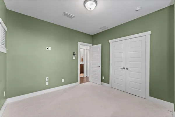$3,250 | 817 Kamano Avenue, Houston, TX 77008