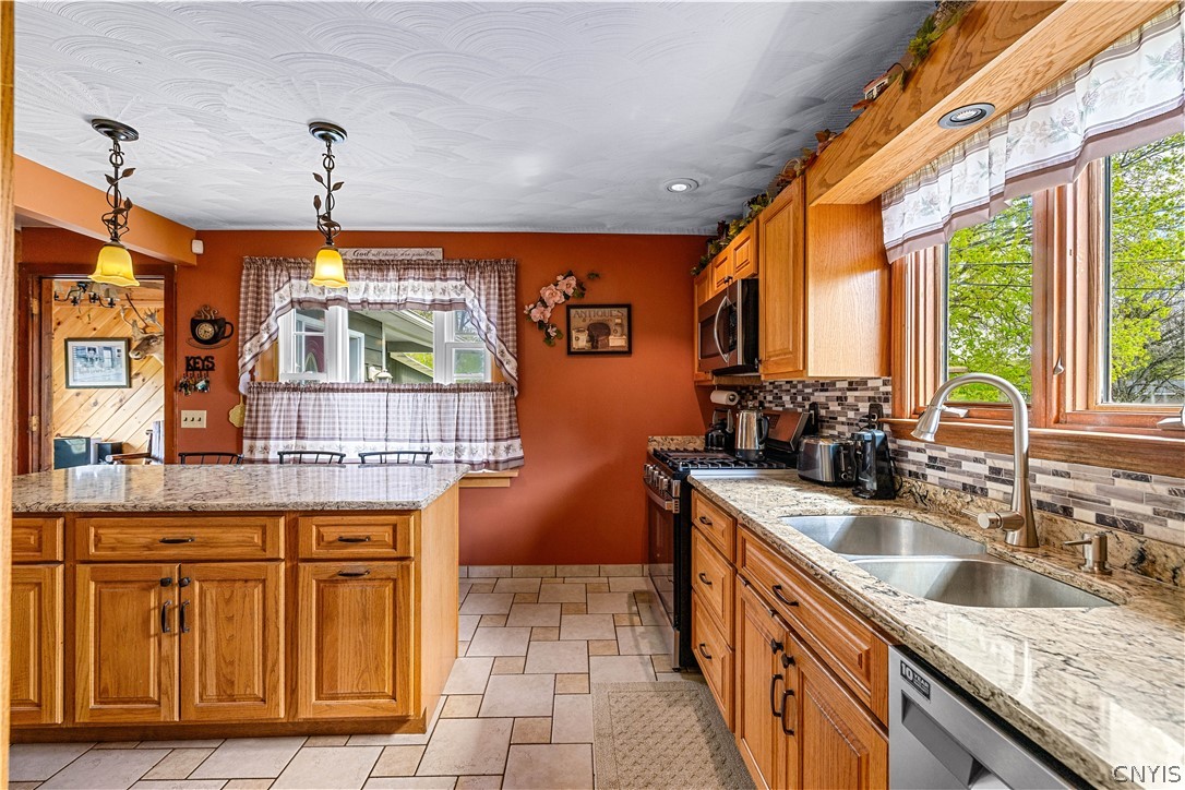 107 Millers Mills Road Columbia, NY 13491 - Photo 11 of 43