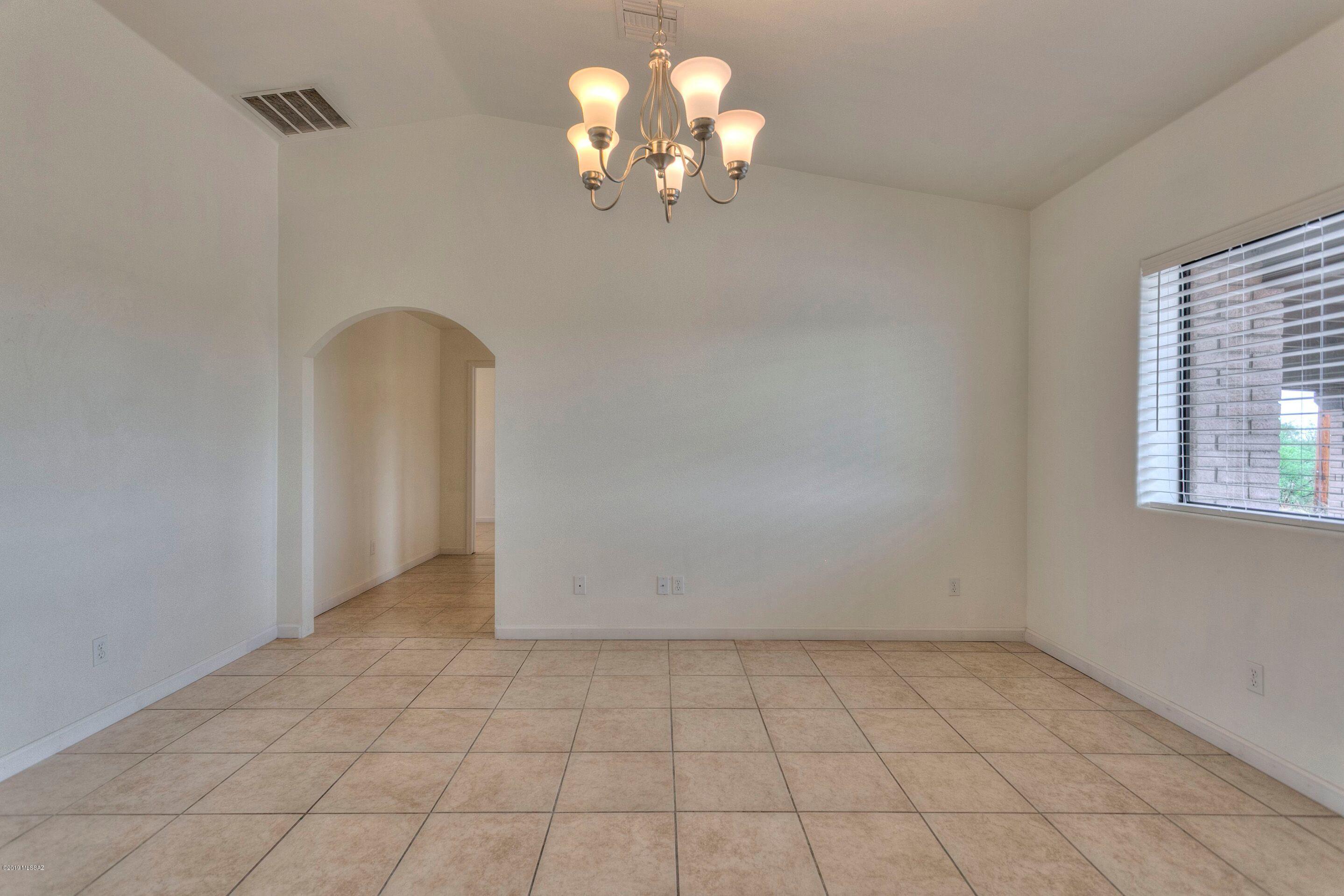 382 Camino Caballo Rio Rico, AZ 85648 - Photo 4 of 25