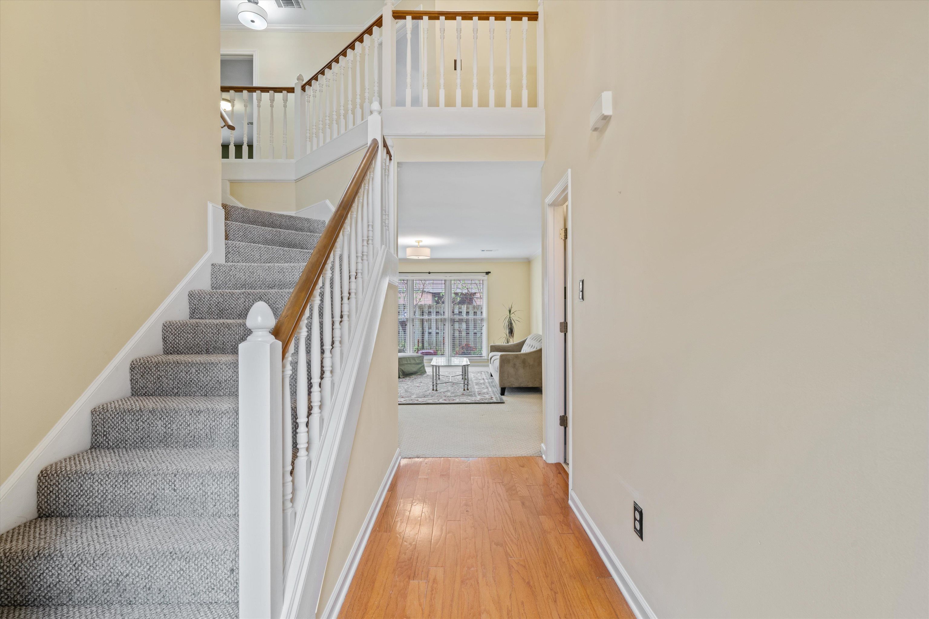 541 McElroy Road Memphis, TN 38120 - Photo 5 of 25 a view of a hallway with staircase