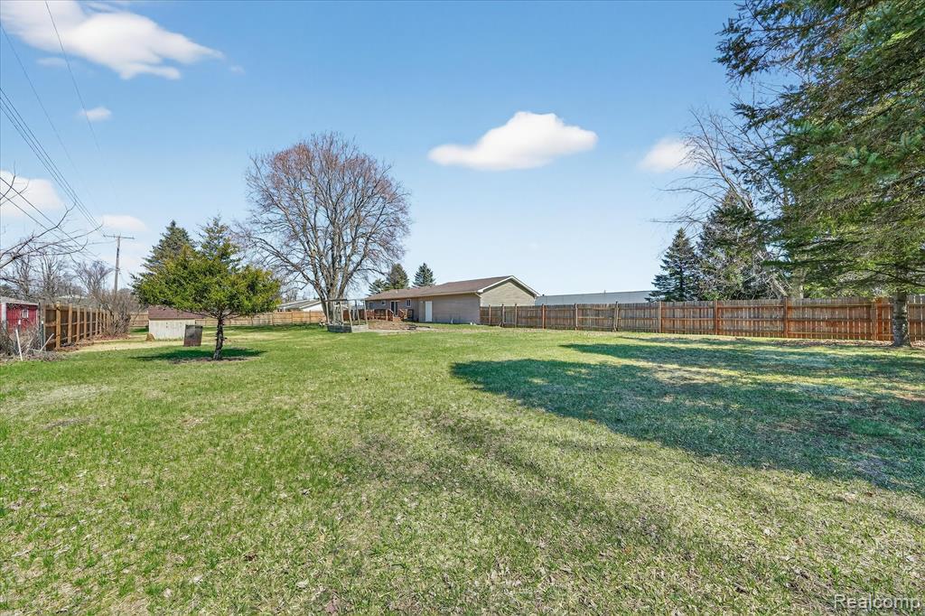 1109 Roods Lake Road Lapeer, MI 48446 - Photo 36 of 39 Gallery Image 36