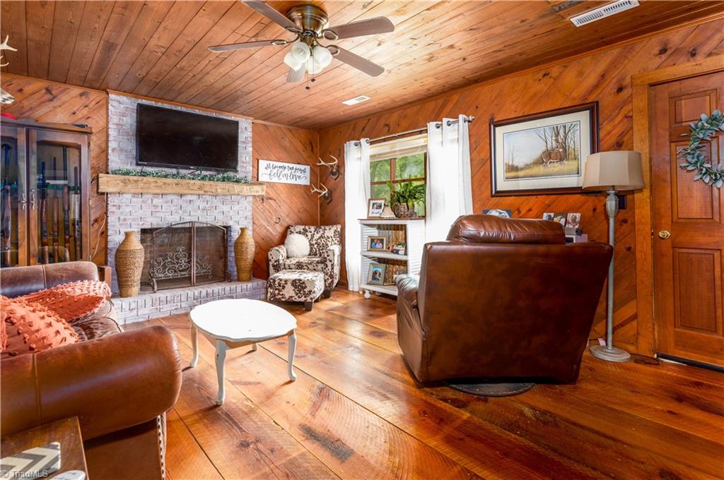 501 Jim Rogers Road Denton, NC 27239 - Photo 2 of 22 Gallery Image 2