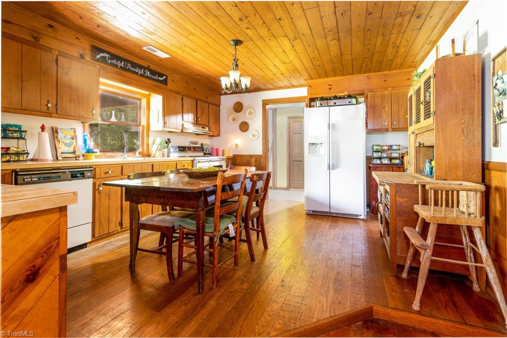 501 Jim Rogers Road Denton, NC 27239 - Photo 5 of 22 Gallery Image 5