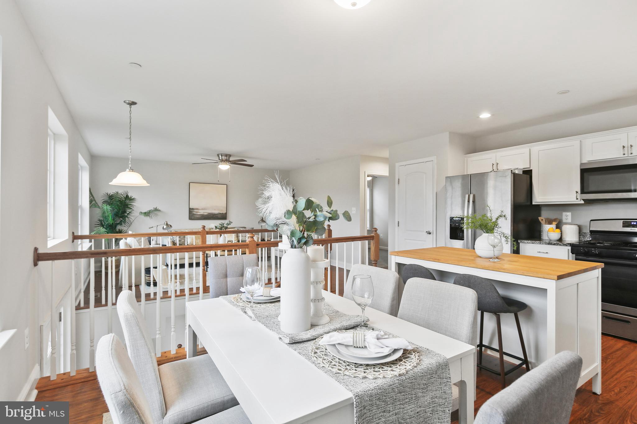 617 Cedar Hill Road Baltimore, MD 21225 - Photo 13 of 38 Dining Room