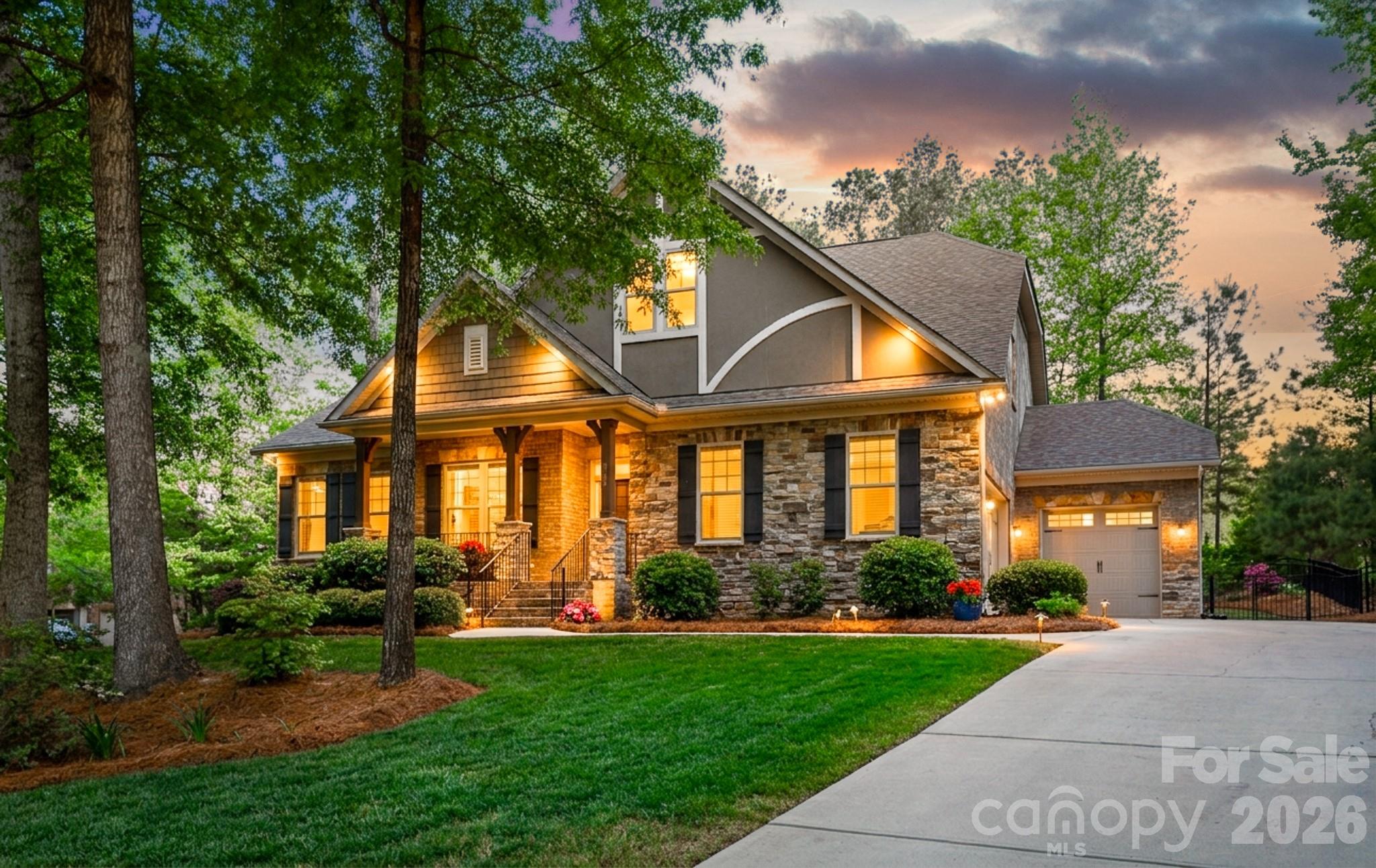 6704 Montgomery Road Lake Wylie, SC 29710 - Photo 2 of 41