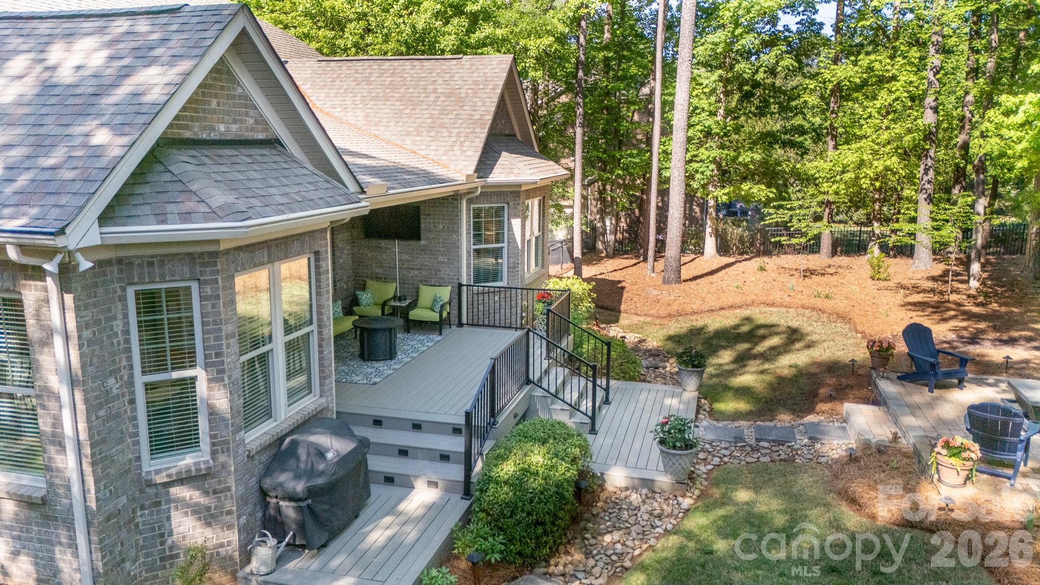 6704 Montgomery Road Lake Wylie, SC 29710 - Photo 35 of 41