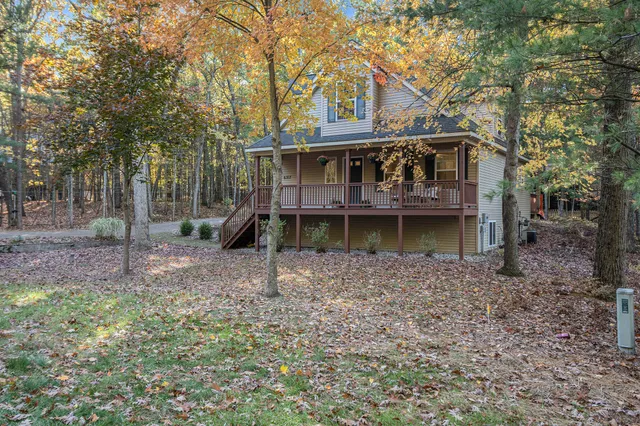 $415,000 | 6317 Cheyenne Road, Pentwater, MI 49449