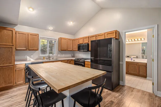 $415,000 | 6317 Cheyenne Road, Pentwater, MI 49449