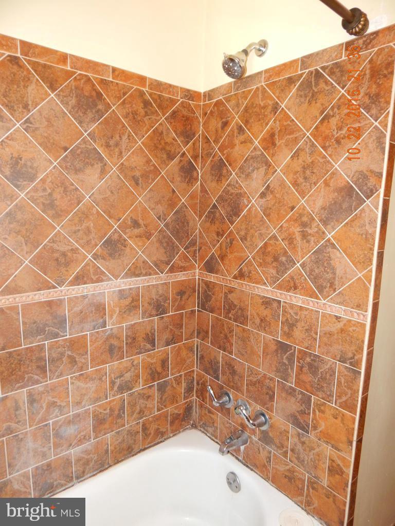 3306 Kenjac Road Baltimore, MD 21244 - Photo 14 of 29 Bath