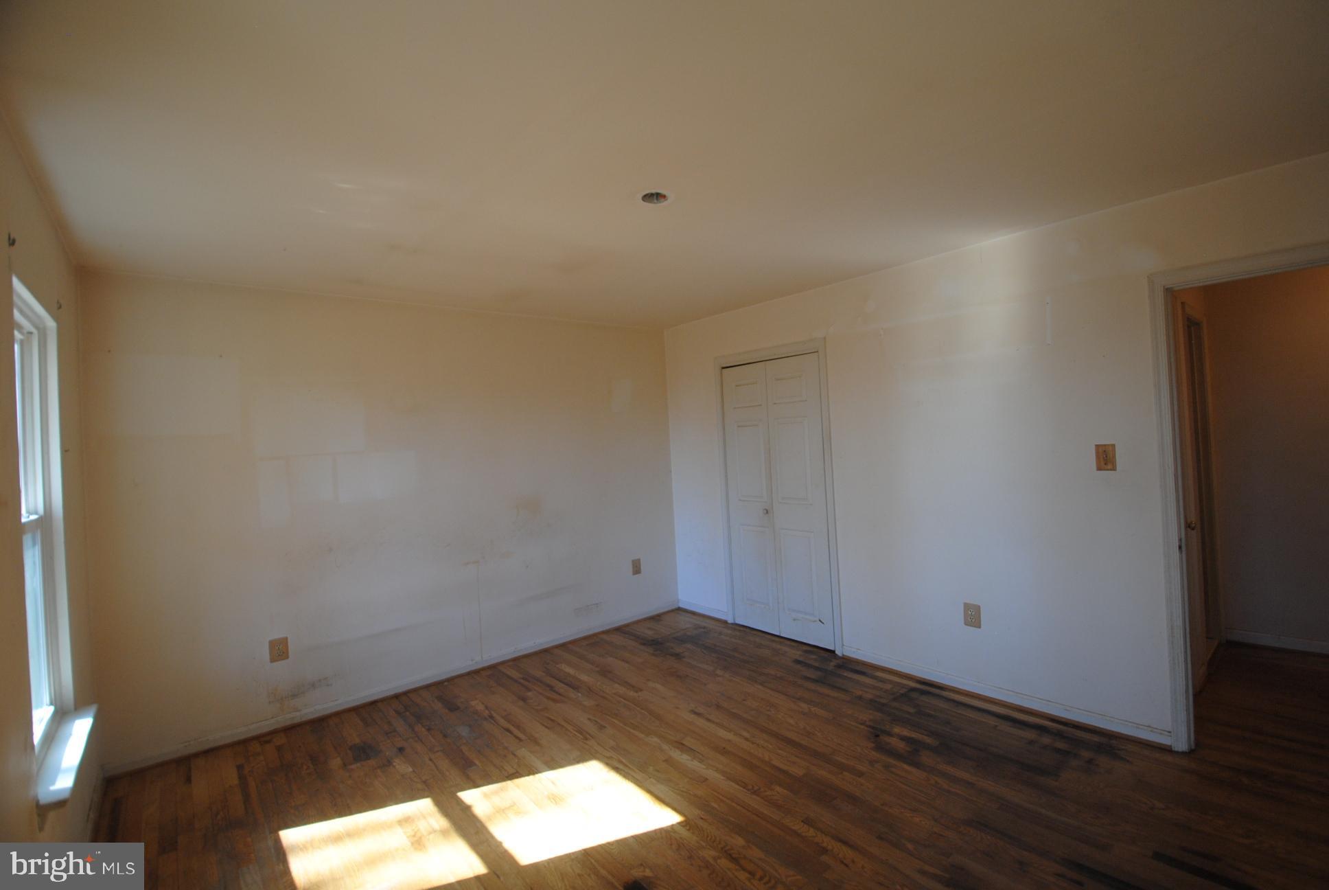 135 Ridge Drive Chester Gap, VA 22623 - Photo 20 of 29 Gallery Image 20