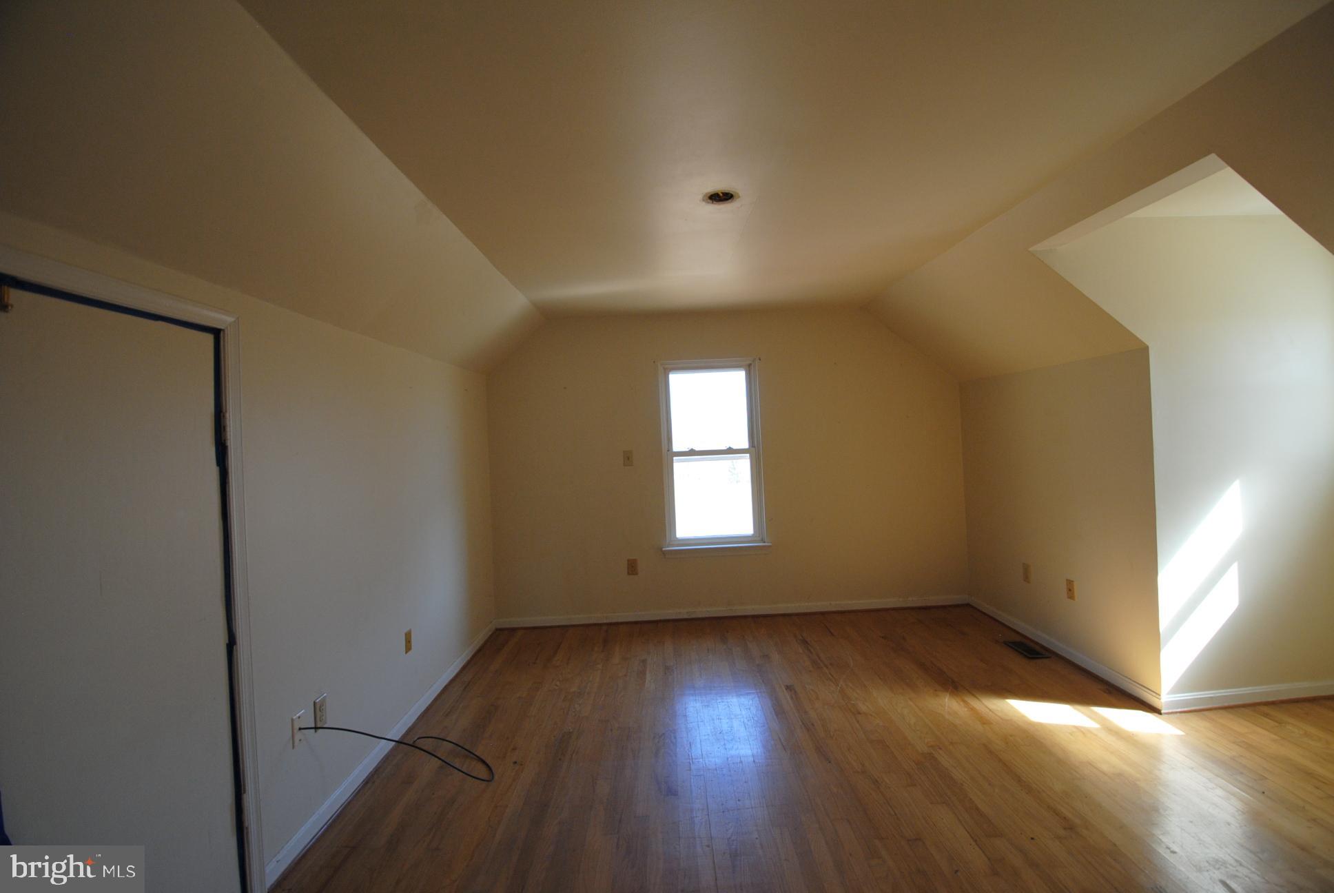 135 Ridge Drive Chester Gap, VA 22623 - Photo 27 of 29 Gallery Image 27