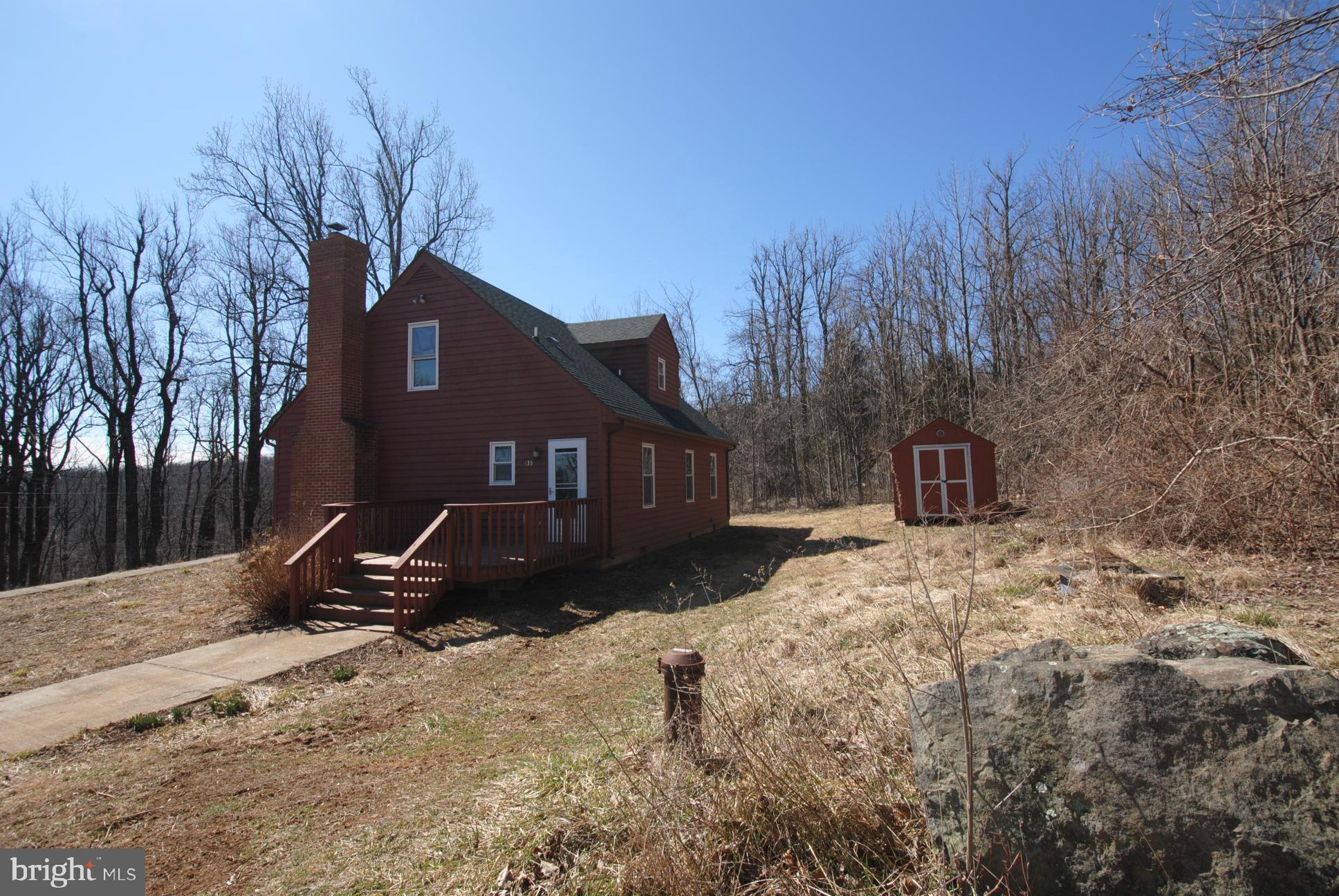 135 Ridge Drive Chester Gap, VA 22623 - Photo 7 of 29 Gallery Image 7