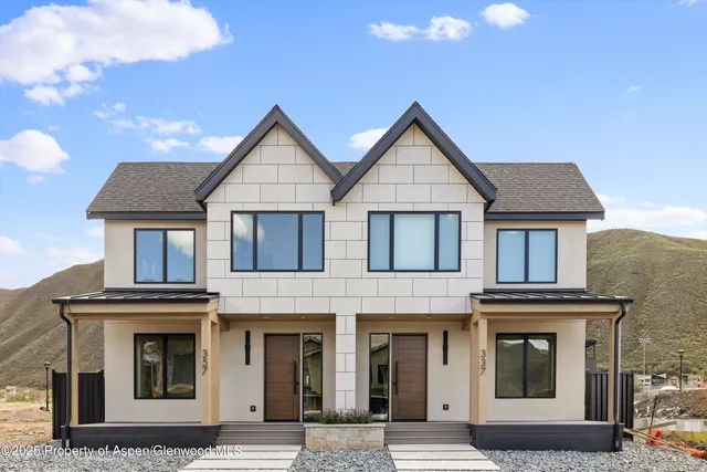 a view of a outdoor space