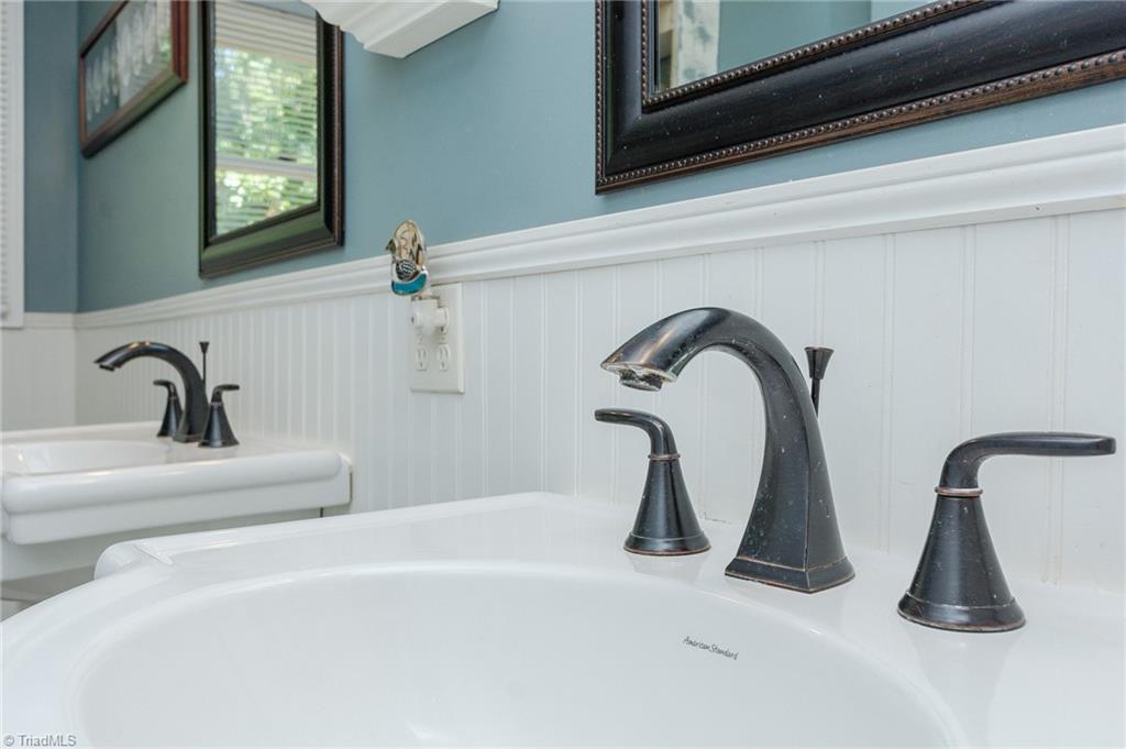 2463 Helmstetler Road Lexington, NC 27295 - Photo 29 of 49
