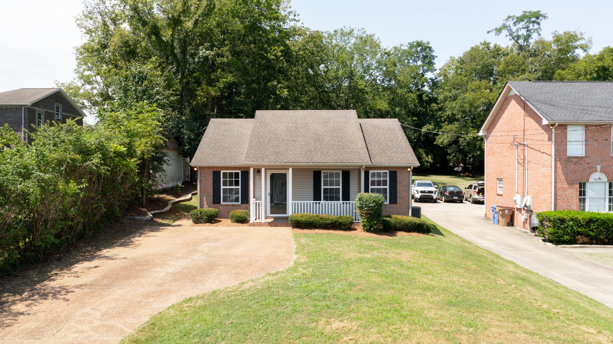 204 Graves Road Goodlettsville, TN 37072 - Photo 2 of 27 Gallery Image 2