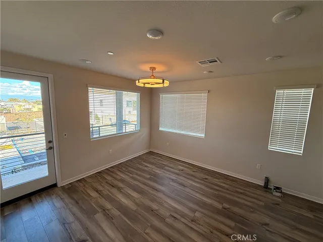 $5,900 | 9511 Hannah Way, Riverside, CA 92503