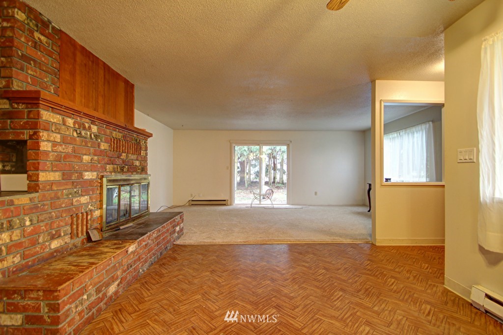 9909 Avon Allen Road Burlington, WA 98233 - Photo 11 of 25