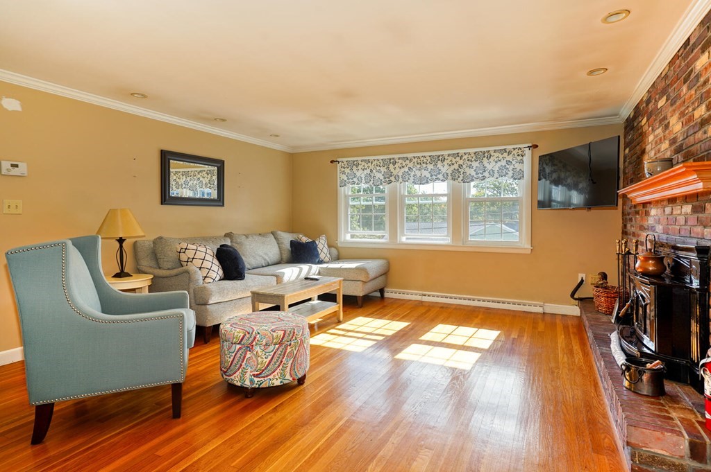 139 Winchester Road Arlington, MA 02474 - Photo 7 of 26