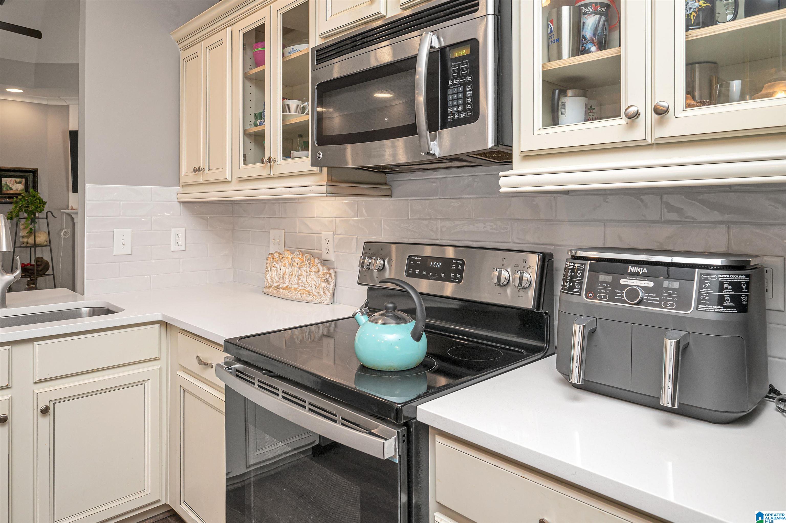 1313 Grants Way Birmingham, AL 35210 - Photo 12 of 44