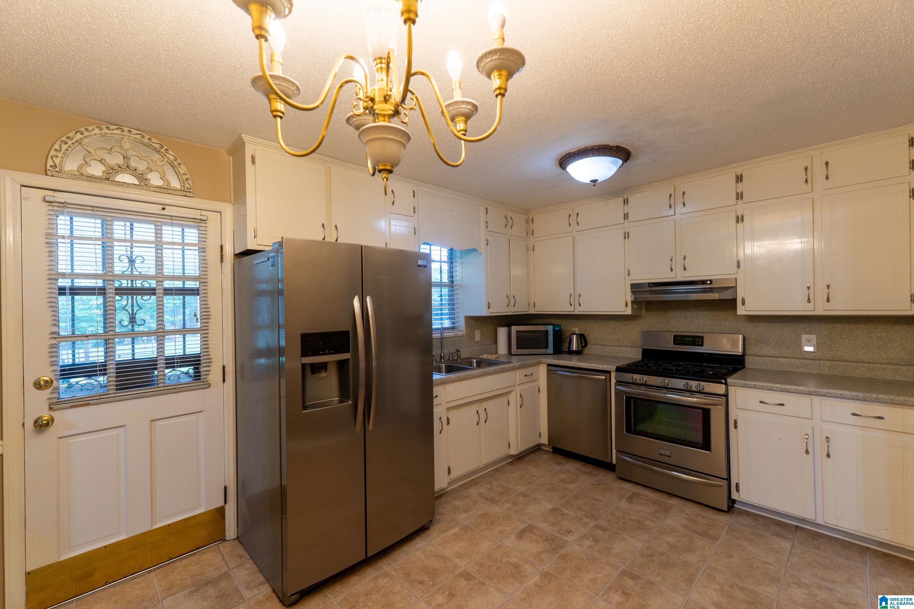 704 Hilltop Road Warrior, AL 35180 - Photo 53 of 56