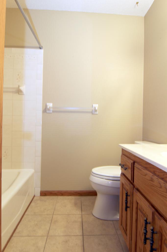 7091 Blake Path Inver Grove Heights, MN 55076 - Photo 23 of 31 Gallery Image 23