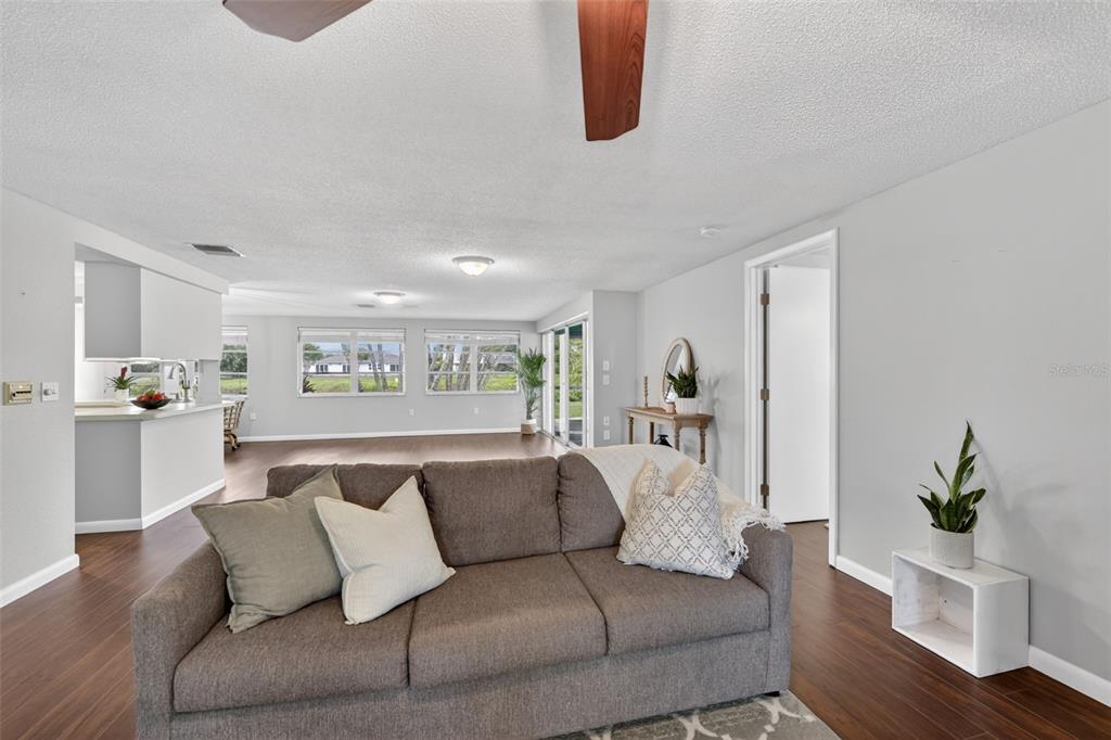 1226 Pine Needle Road Venice, FL 34285 - Photo 9 of 58