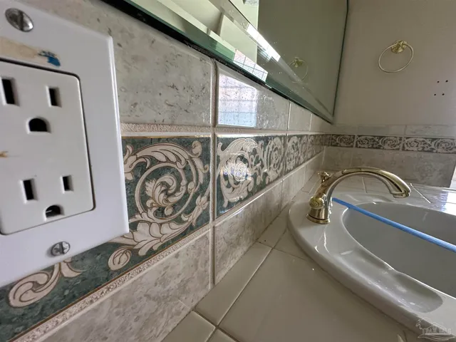 $345,000 | 7934 Castle Pt Way, Pensacola, FL 32506