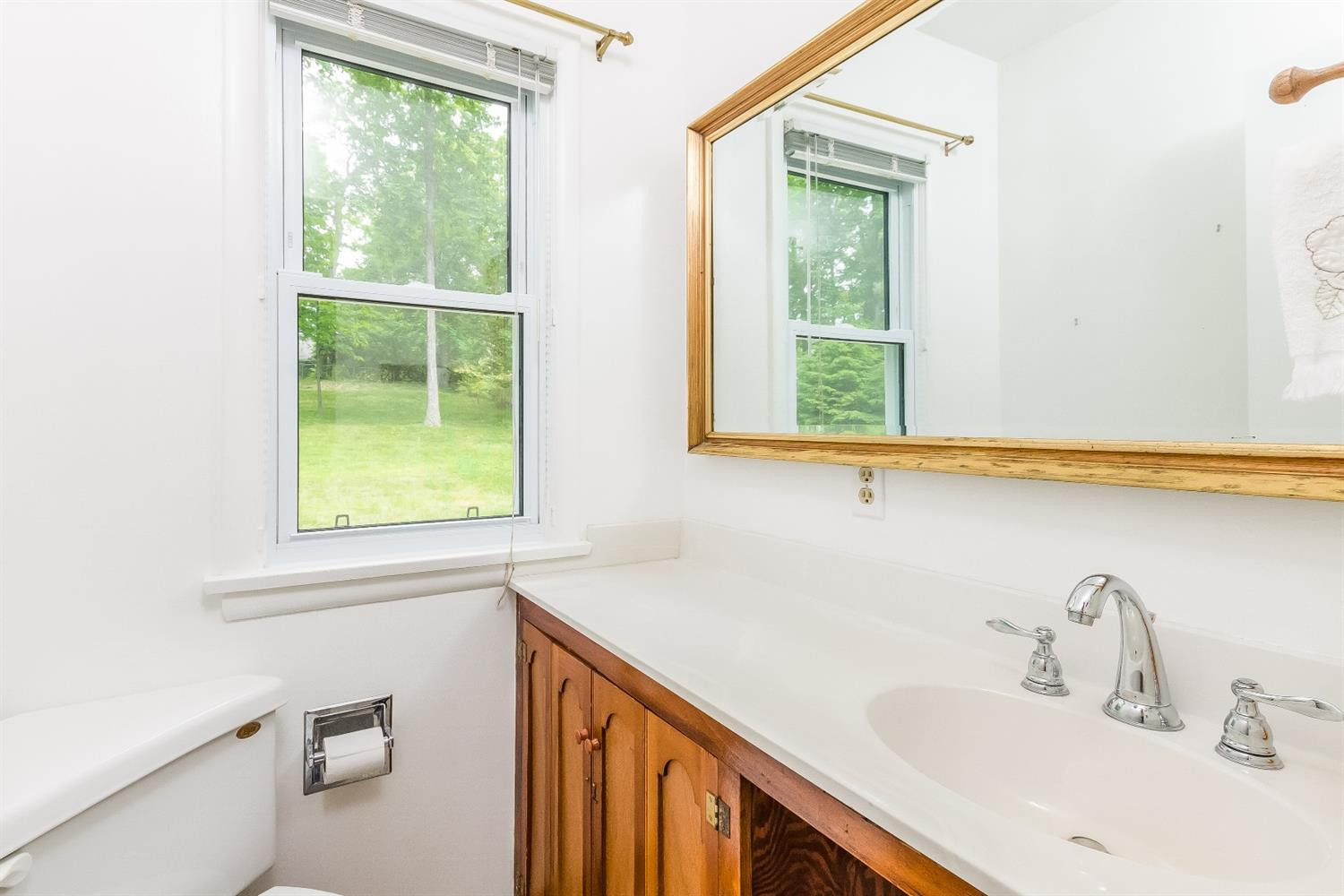 2355 Devonshire Road Ann Arbor, MI 48104 - Photo 12 of 37 Photo 12