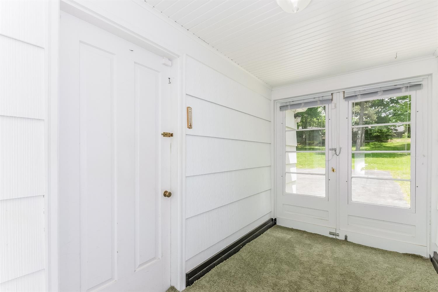 2355 Devonshire Road Ann Arbor, MI 48104 - Photo 14 of 37 Photo 14