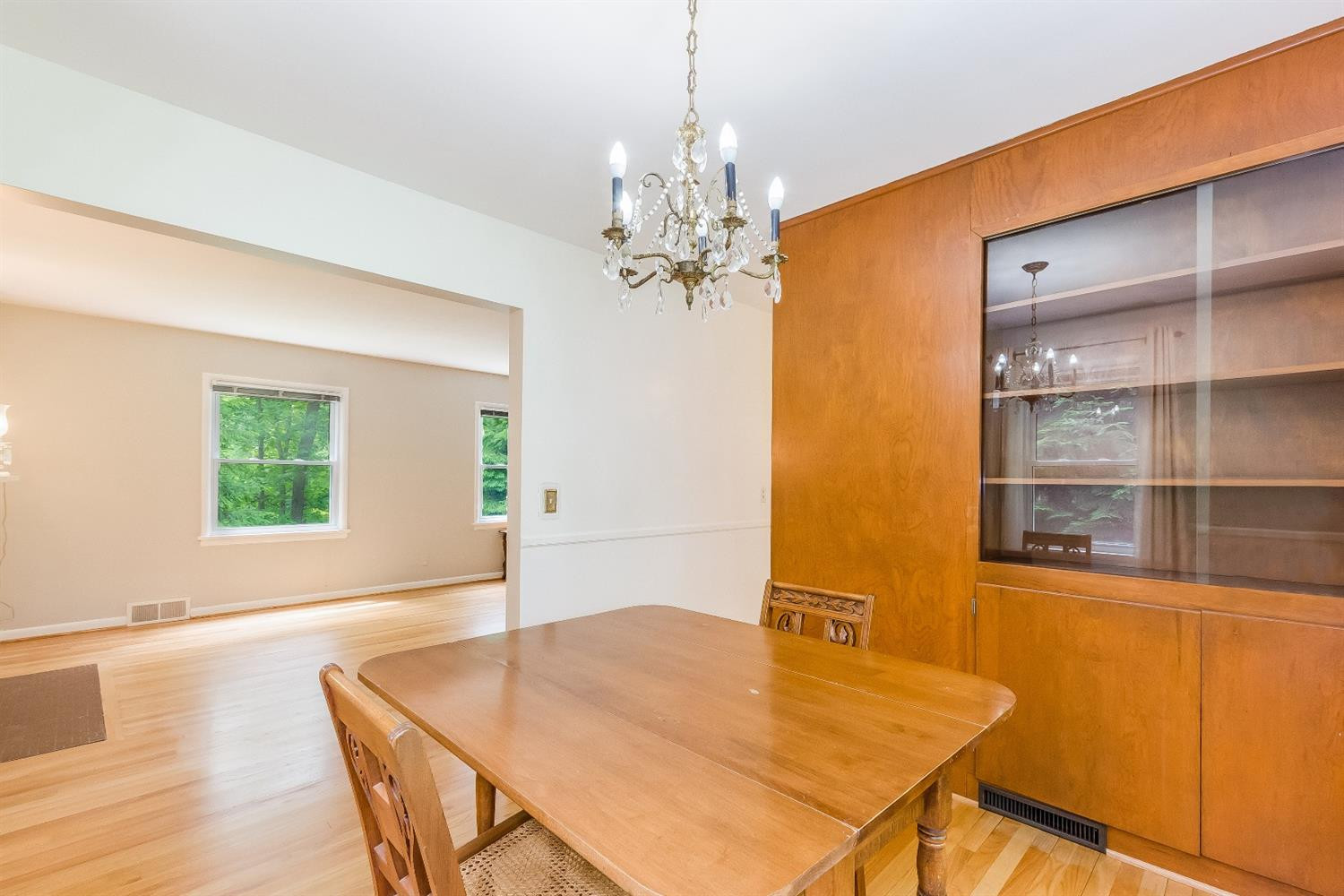 2355 Devonshire Road Ann Arbor, MI 48104 - Photo 9 of 37 Photo 9