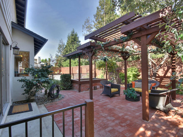 766 Rustic Lane Mountain View, CA 94040 - Photo 20 of 23 a view of an outdoor sitting space