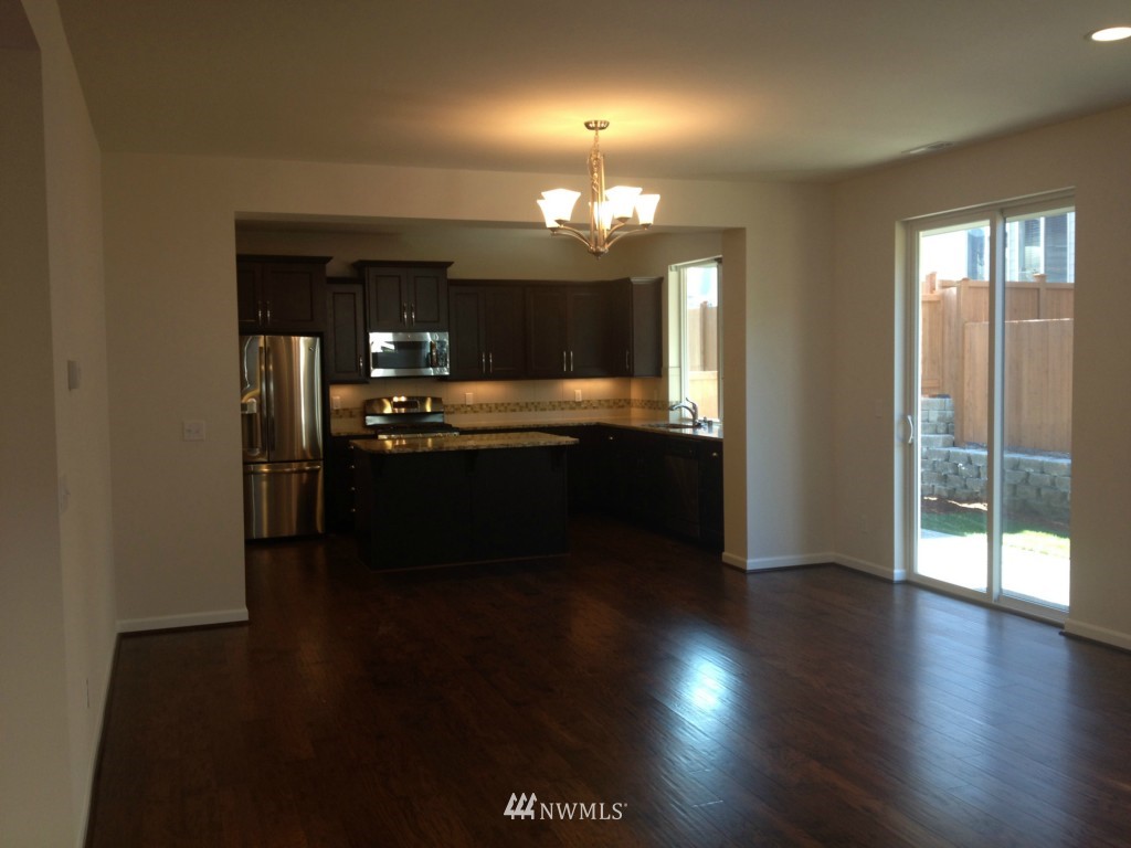 3711 195th Place Southeast, Unit 24 Bothell, WA 98012 - Photo 8 of 16 Gallery Image 8