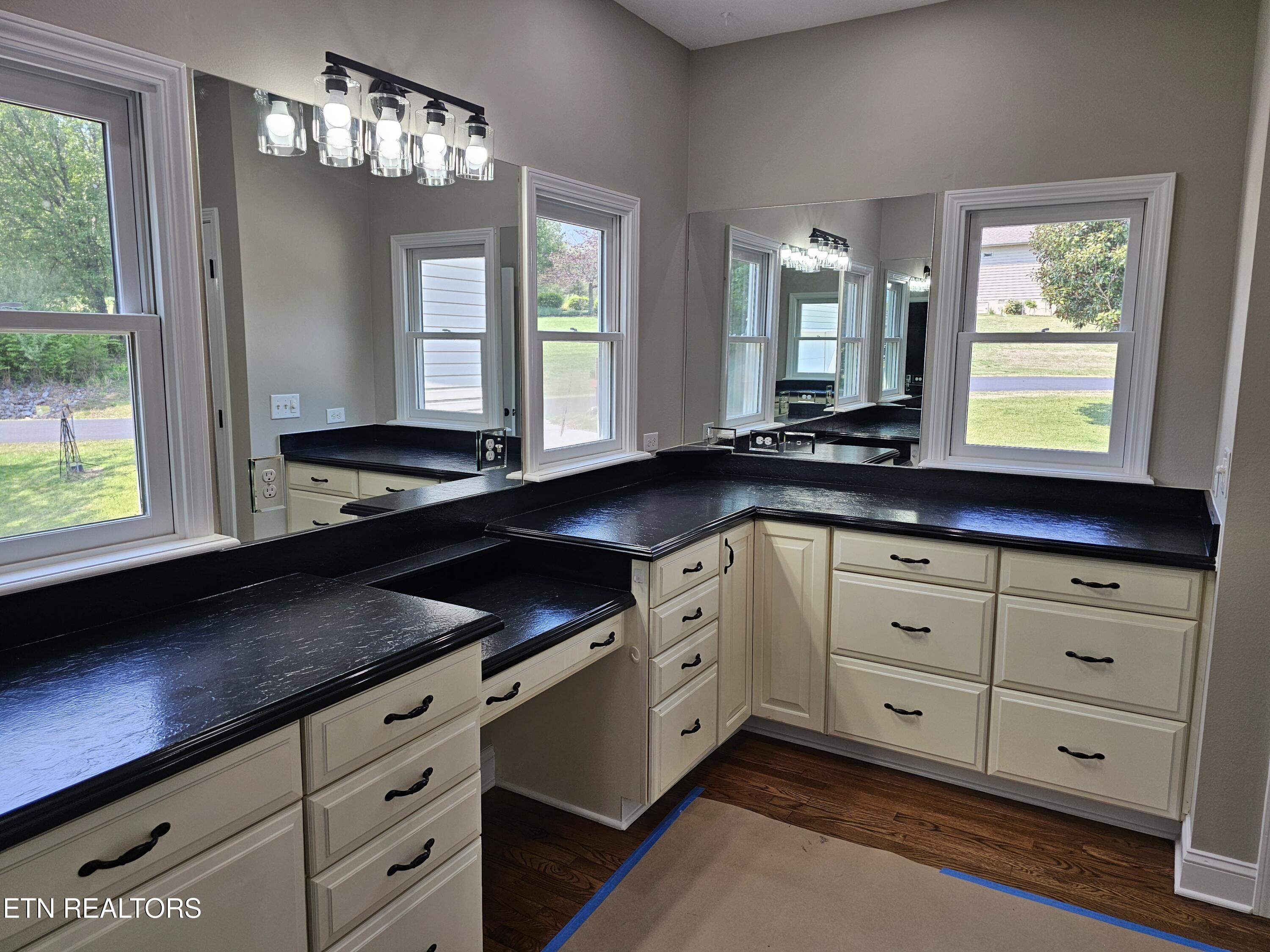 103 Huron Place Loudon, TN 37774 - Photo 21 of 43 20260407_140625