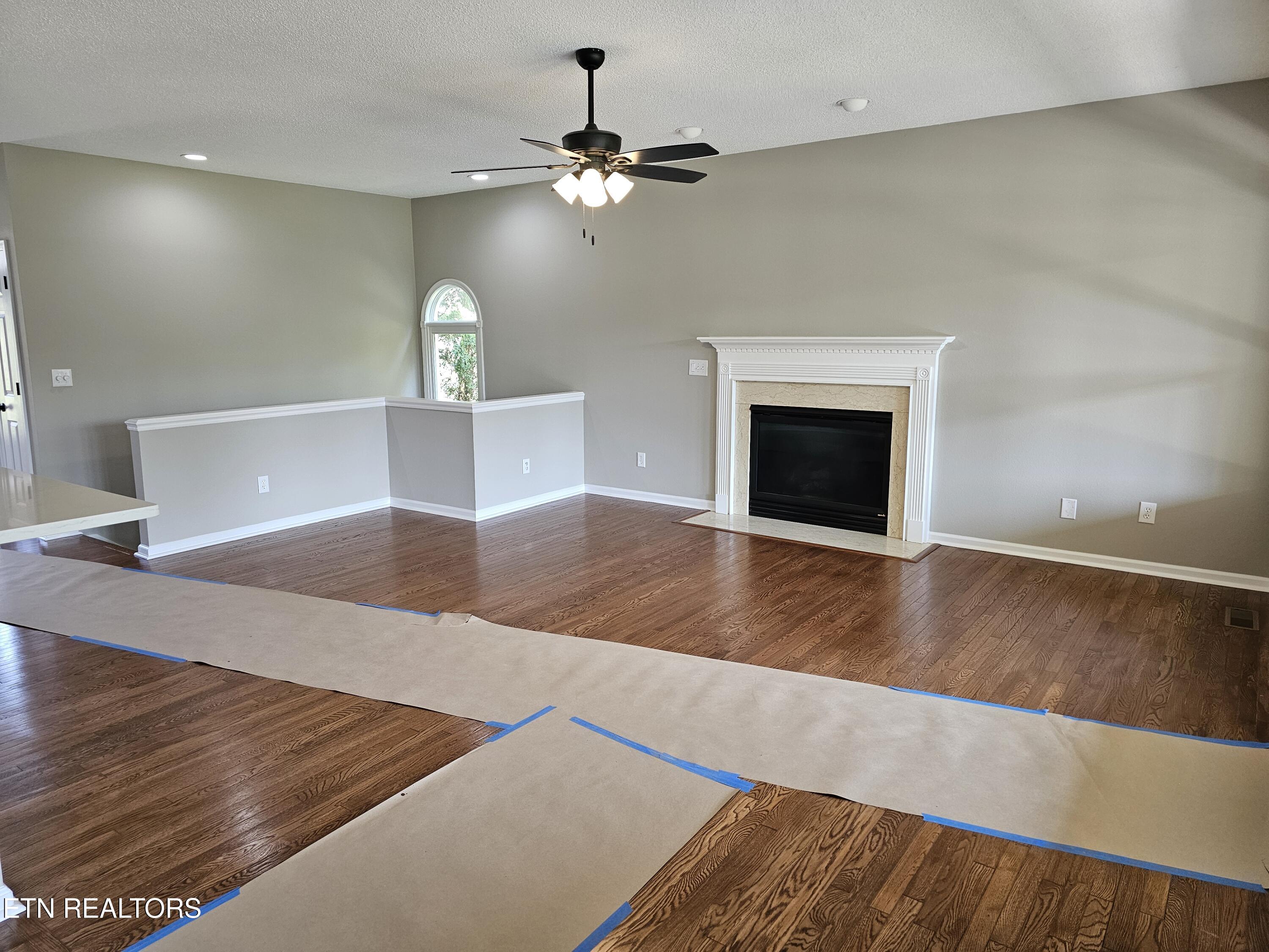 103 Huron Place Loudon, TN 37774 - Photo 6 of 43 20260407_135456