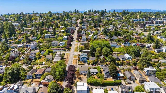 $1,444,000 | 2116 West Dravus Street, Seattle, WA 98199