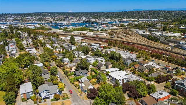 $1,444,000 | 2116 West Dravus Street, Seattle, WA 98199