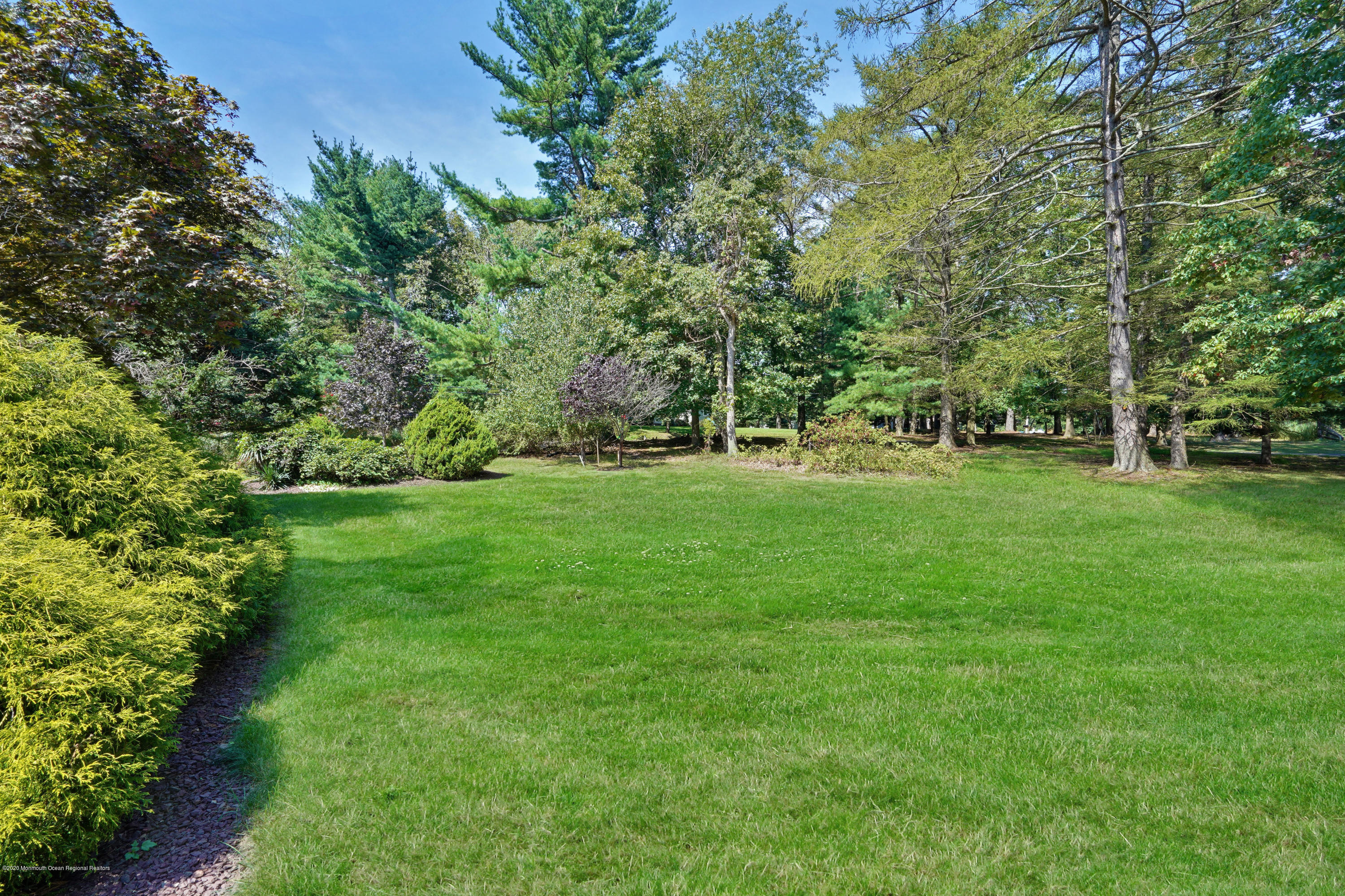47 Agress Road Millstone Township, NJ 08535 - Photo 66 of 77 079_ros09096-ros09100_1