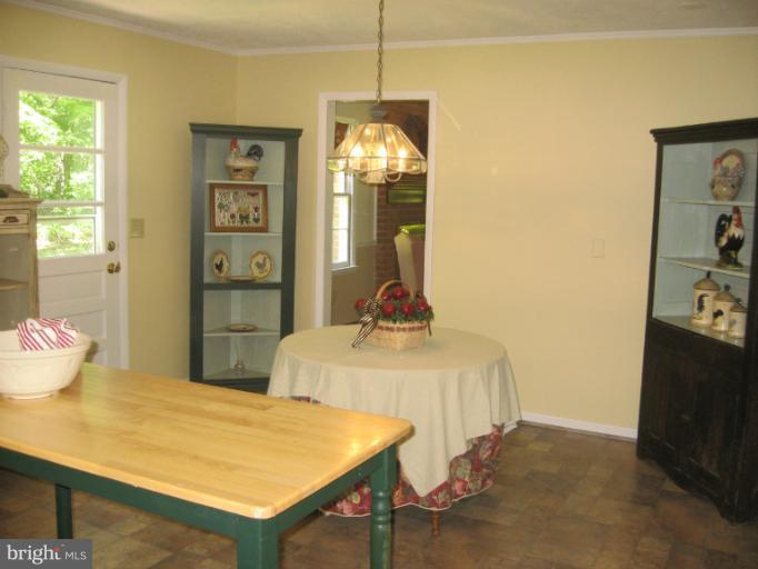 1172 Russell Road Berryville, VA 22611 - Photo 1 of 27 Kitchen- Table Space